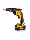 Аккумуляторный шуруповерт DeWALT DCF620P2K